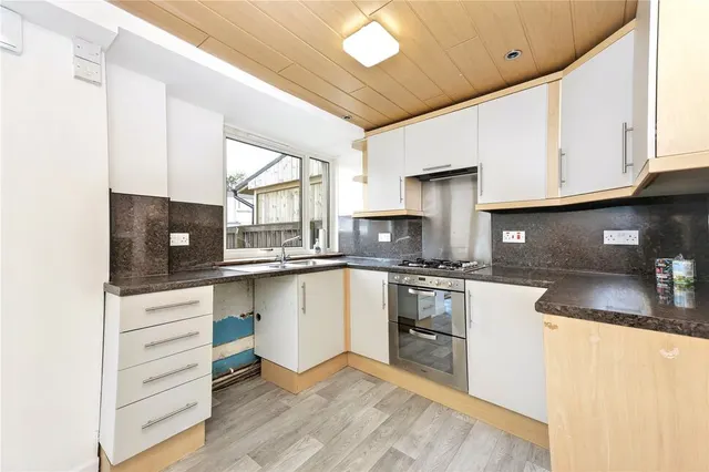 Photo 2 — Greenlaw Crescent, Glenrothes, Fife, KY6