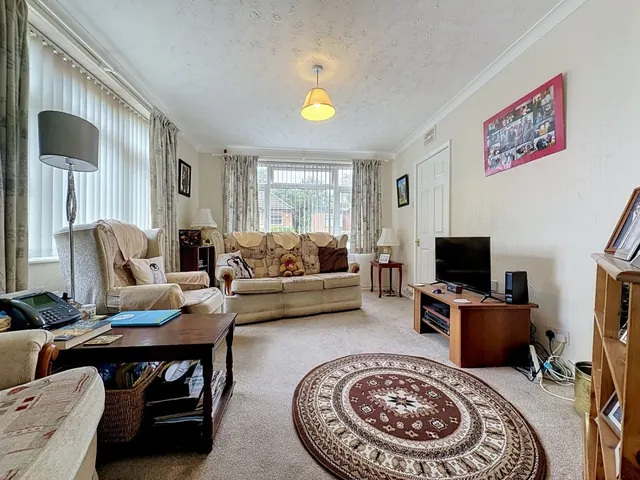 Westover Road, Leicester, LE3, photo 3