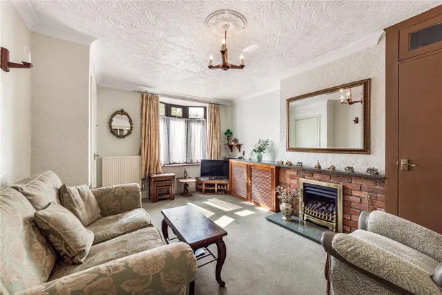 Photo 2 — Batchley Road, Redditch, Worcestershire, B97 6HY