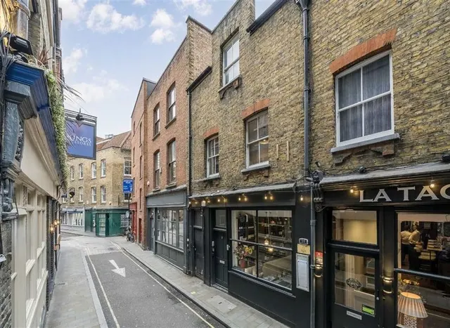 Sandys Row, Liverpool Street, E1, photo 1