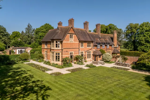 Brightwalton, Newbury, RG20, photo 1