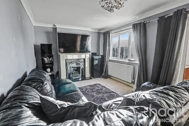 Lord Porter Avenue, Stainforth, DN7, photo 3