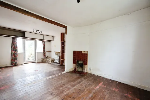 Sea Front Estate, Hayling Island, PO11, photo 2