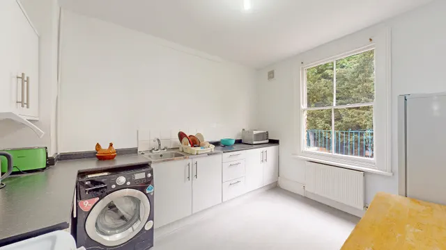 Pembroke Road, N10, photo 2