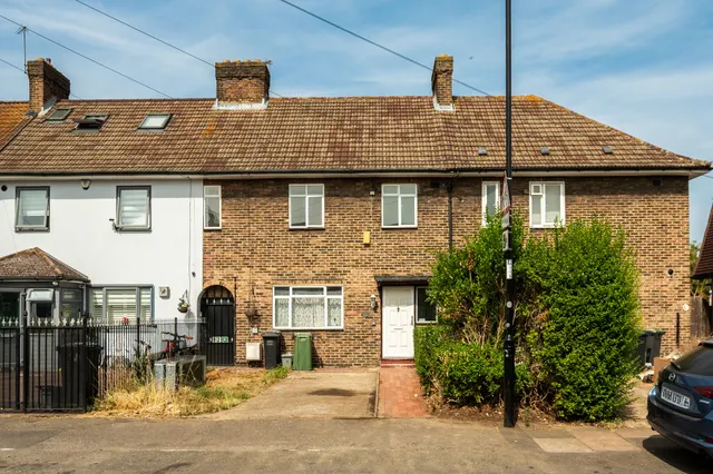 40 Firhill Road, London, photo 1