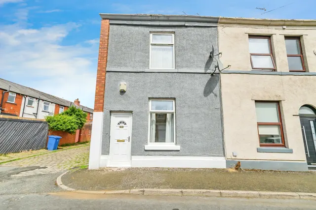 Scholes Street, Bury, BL8, photo 1