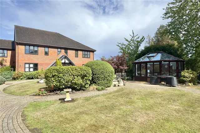 Maxwell Road, Beaconsfield, HP9, photo 1