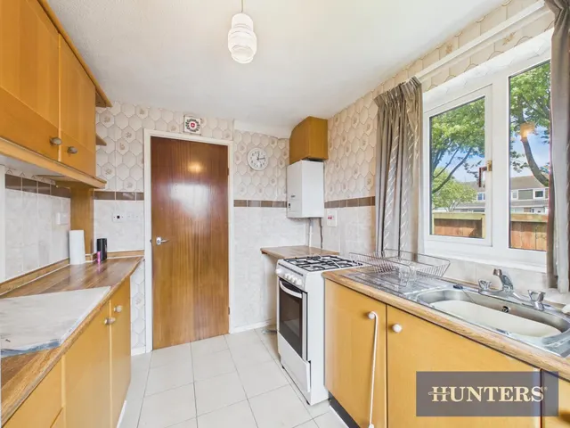 Viking Road, Bridlington, YO16, photo 3