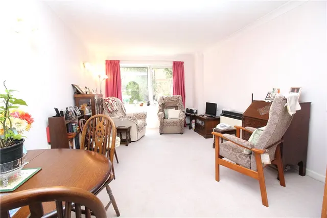 Mount Hermon Road, Woking, GU22, photo 3