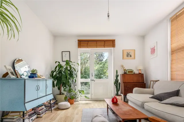 Amhurst Park, N16, photo 2