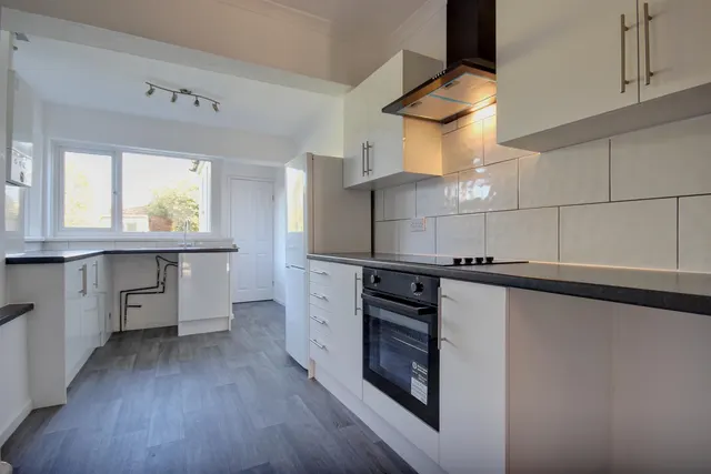 Main Street, Willerby, photo 1