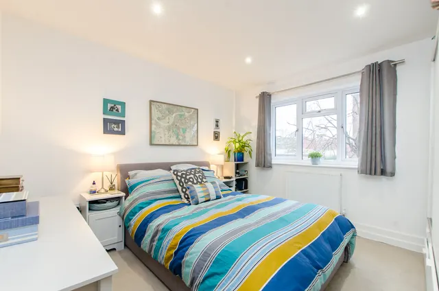 Photo 3 — Flat 1, 60C Upper Tulse Hill, London