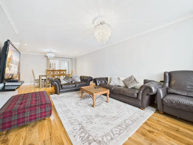 Conway Road, Calcot, RG31, photo 2