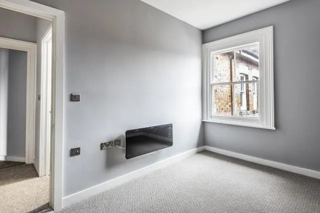 Temple Street, Llandrindod Wells, LD1, photo 3