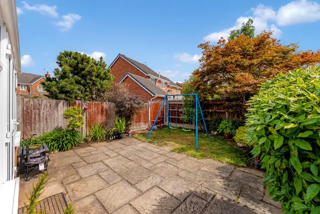 Photo 2 — Foxley Heath, Widnes, WA8 7EB