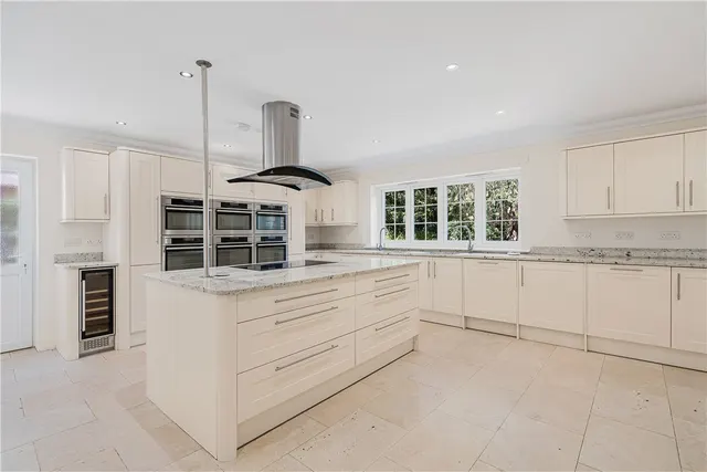 Nash Lee Lane, Wendover, HP22, photo 2