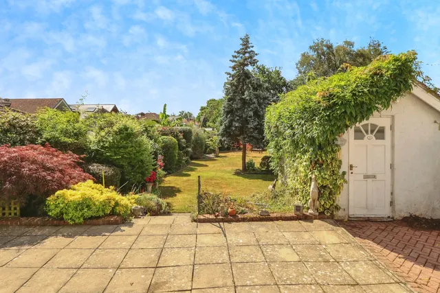 Elgin Road, Poole, BH14, photo 2