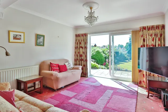 Elgin Road, Poole, BH14, photo 1
