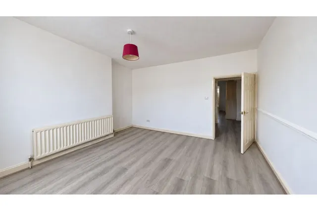 Bourges Boulevard, Peterborough, PE1, photo 2