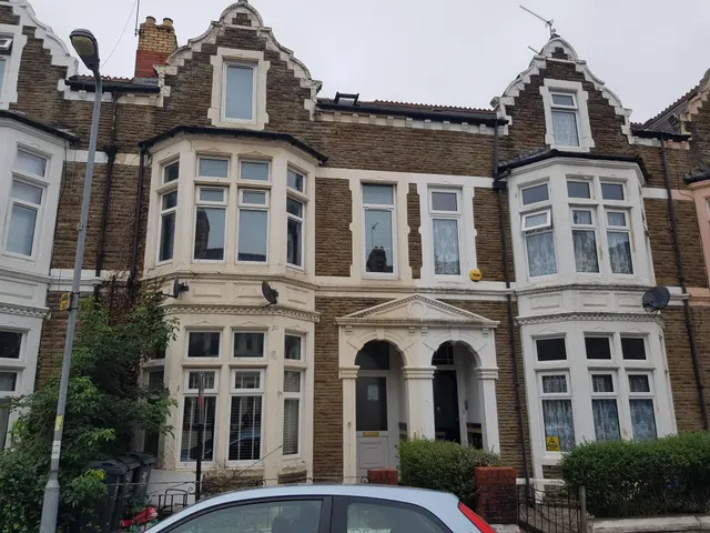 Claude Road, Cardiff, CF24, photo 1