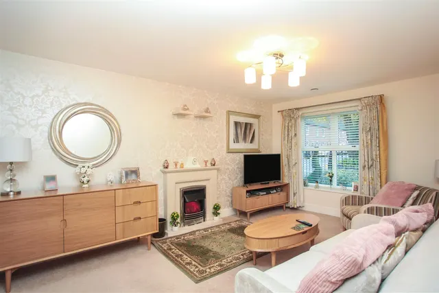 South Street, Atherstone, CV9, photo 1