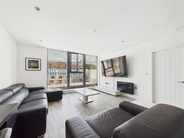 Photo 2 — Apartment 26, The Clarence Clarence Parade, Cheltenham, GL50 3NY
