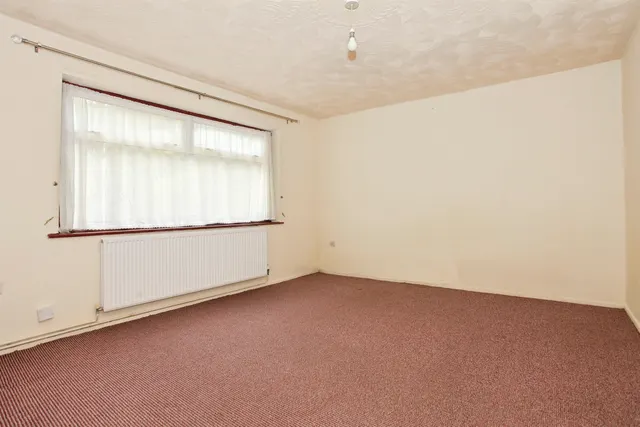 Clipston Walk, Peterborough, PE3, photo 3