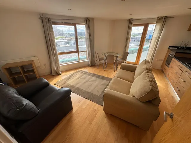 McClintock house, Leeds, LS10, photo 2