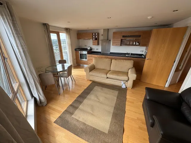 McClintock house, Leeds, LS10, photo 1