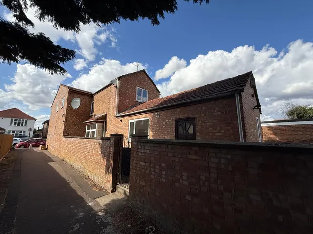 Priory Road, West Town, Peterborough, PE3, photo 1