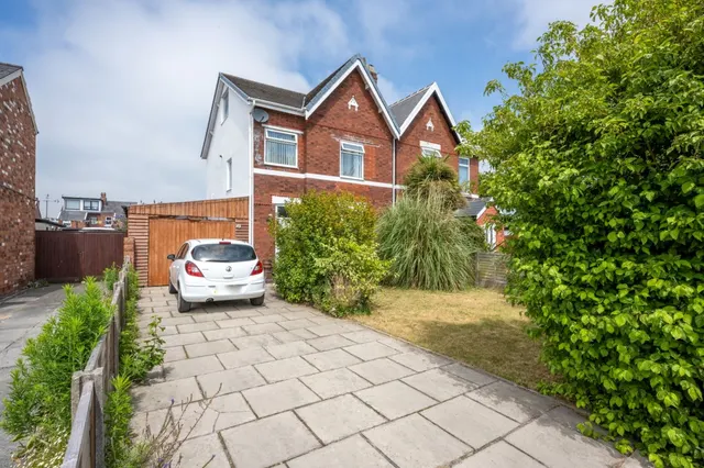 Shellfield Road, Southport, PR9, photo 1