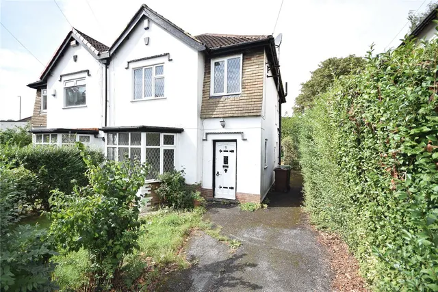 Kings Croft Gardens, Moortown, LS17, photo 1