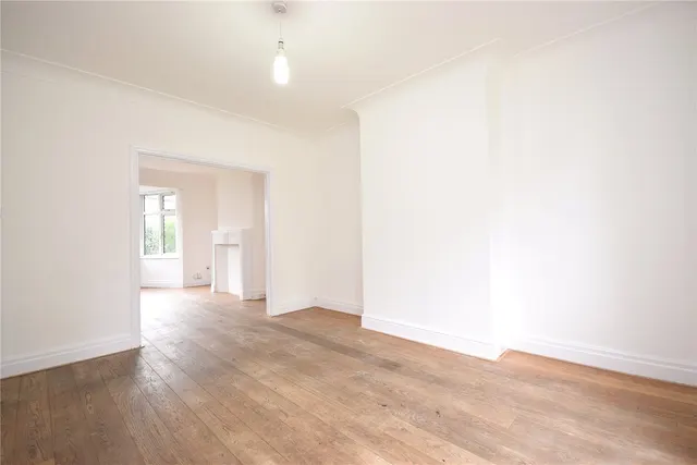 Kings Croft Gardens, Moortown, LS17, photo 2