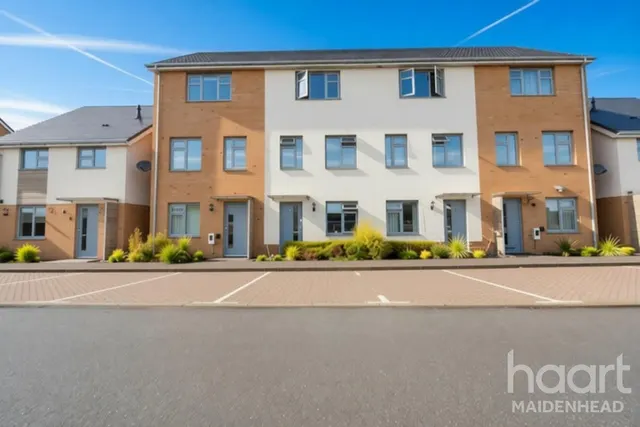 3 bedroom house, Quintin Close, Maidenhead, SL6