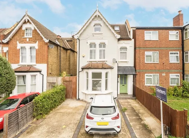 Hopton Road, Streatham, SW16, photo 1