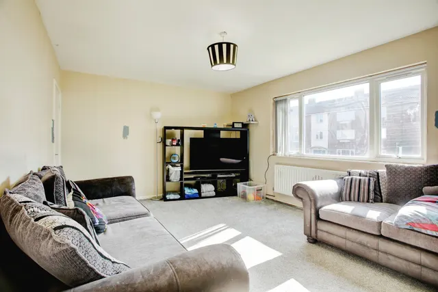 Photo 2 — Fernlea Green, Newcastle Upon Tyne