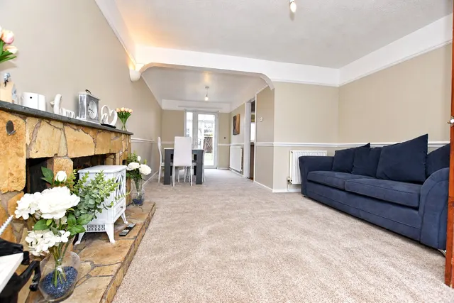 Rake Hey Close, Moreton, CH46, photo 3