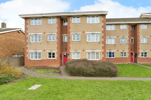 Dunlop Road, Tilbury, RM18, photo 2