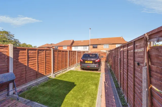 Hampshire Street, Portsmouth, PO1, photo 2