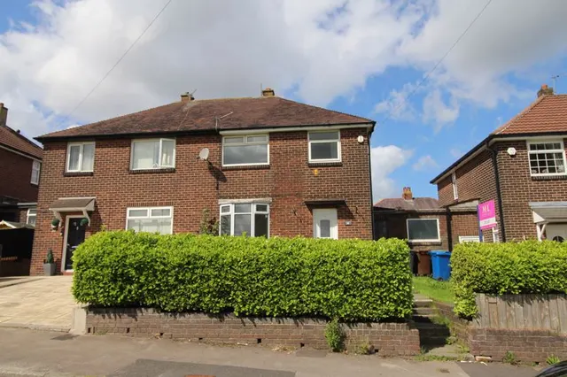 3 bedroom house, Saddleback Crescent, Pemberton. Wigan, WN5