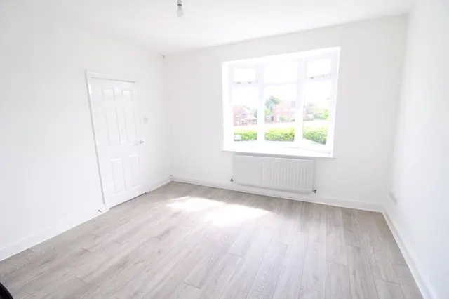 Saddleback Crescent, Pemberton. Wigan, WN5, photo 3