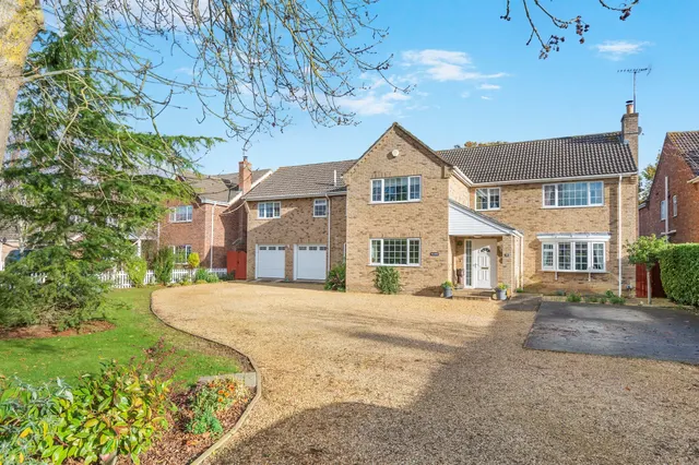 Acorn Drive, Gayton, PE32, photo 3