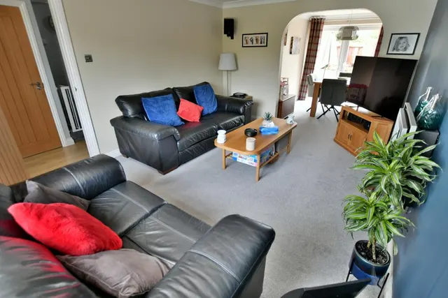 Hornbeam Way, Wimborne, BH21, photo 3