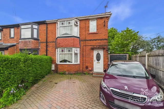 Reasby Avenue, Ravenfield, South Yorkshire, S65, photo 1