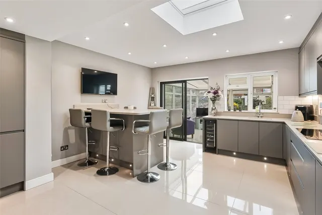 Photo 2 — The Alders, Hanworth, TW13 6NX