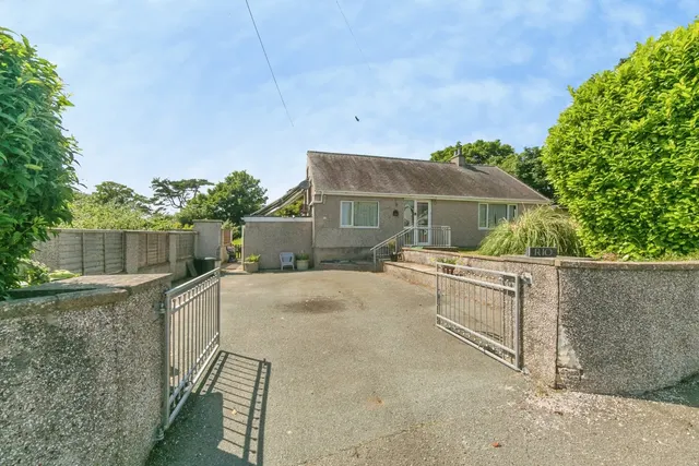 Rhosybol, Amlwch, LL68, photo 1
