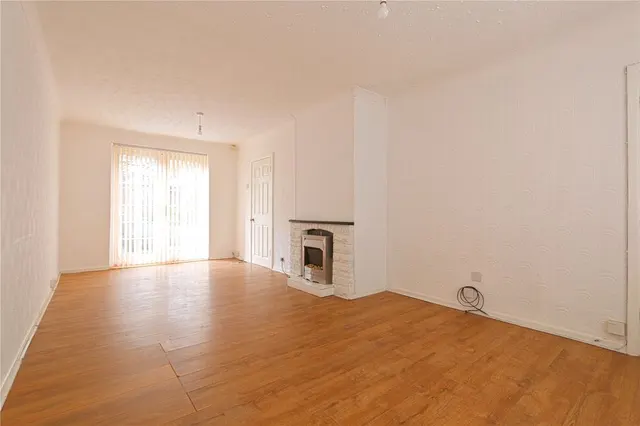 Walton Way, Denton, M34, photo 2