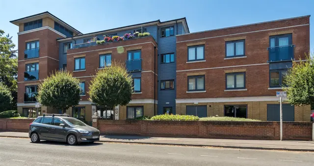 Archers Road, Eastleigh, SO50, photo 1