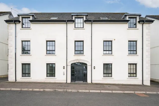 Sir Richard Wallace Walk, Lisburn, BT28, photo 2