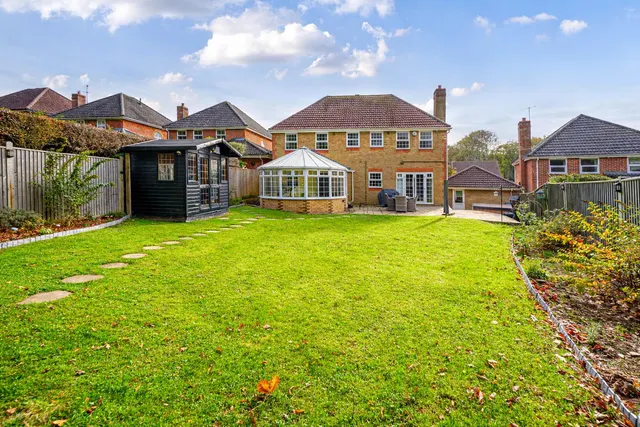 Whittlewood Close, St. Leonards-On-Sea, photo 2